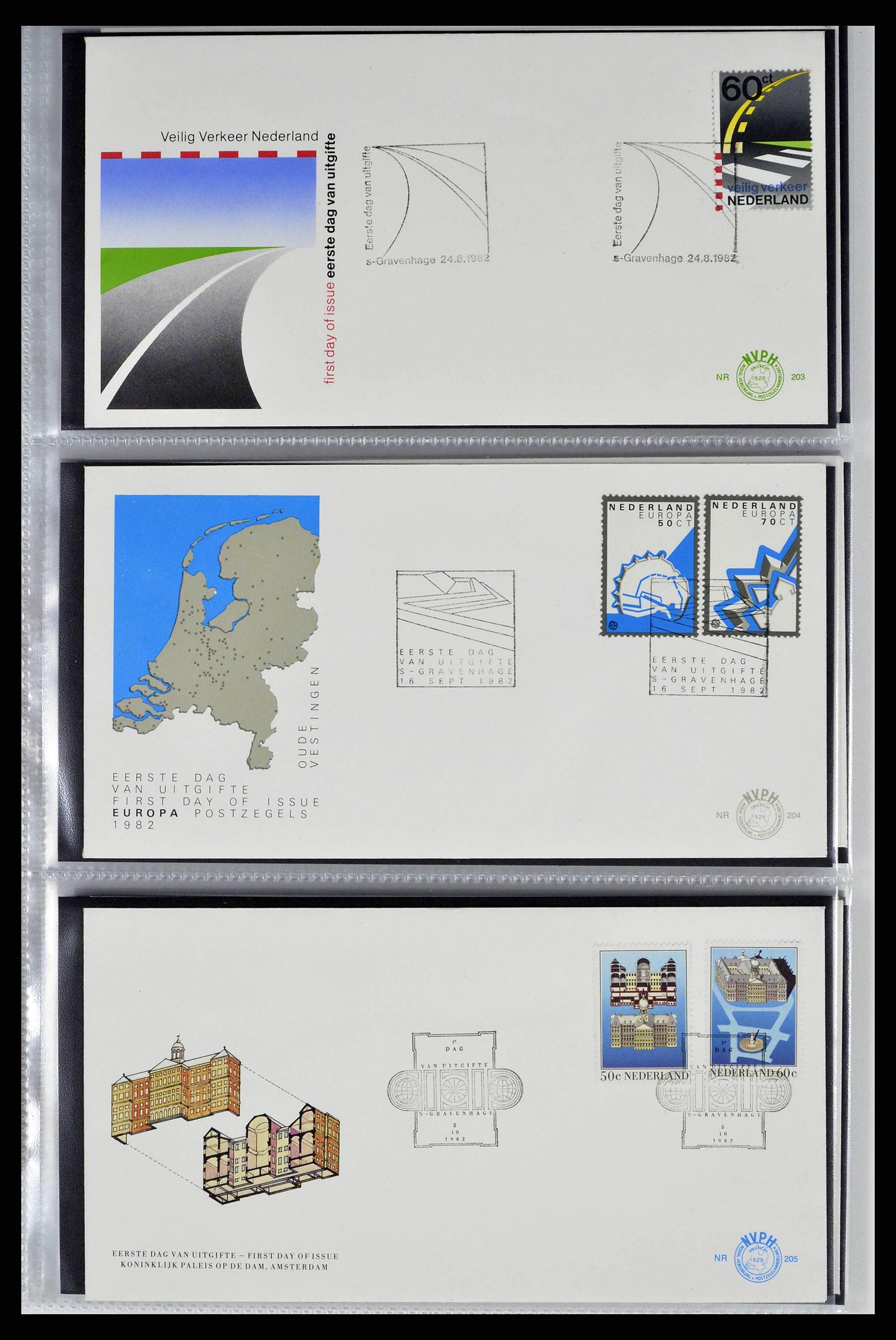 38517 0123 - Postzegelverzameling 38517 Nederland FDC's 1981-2011.