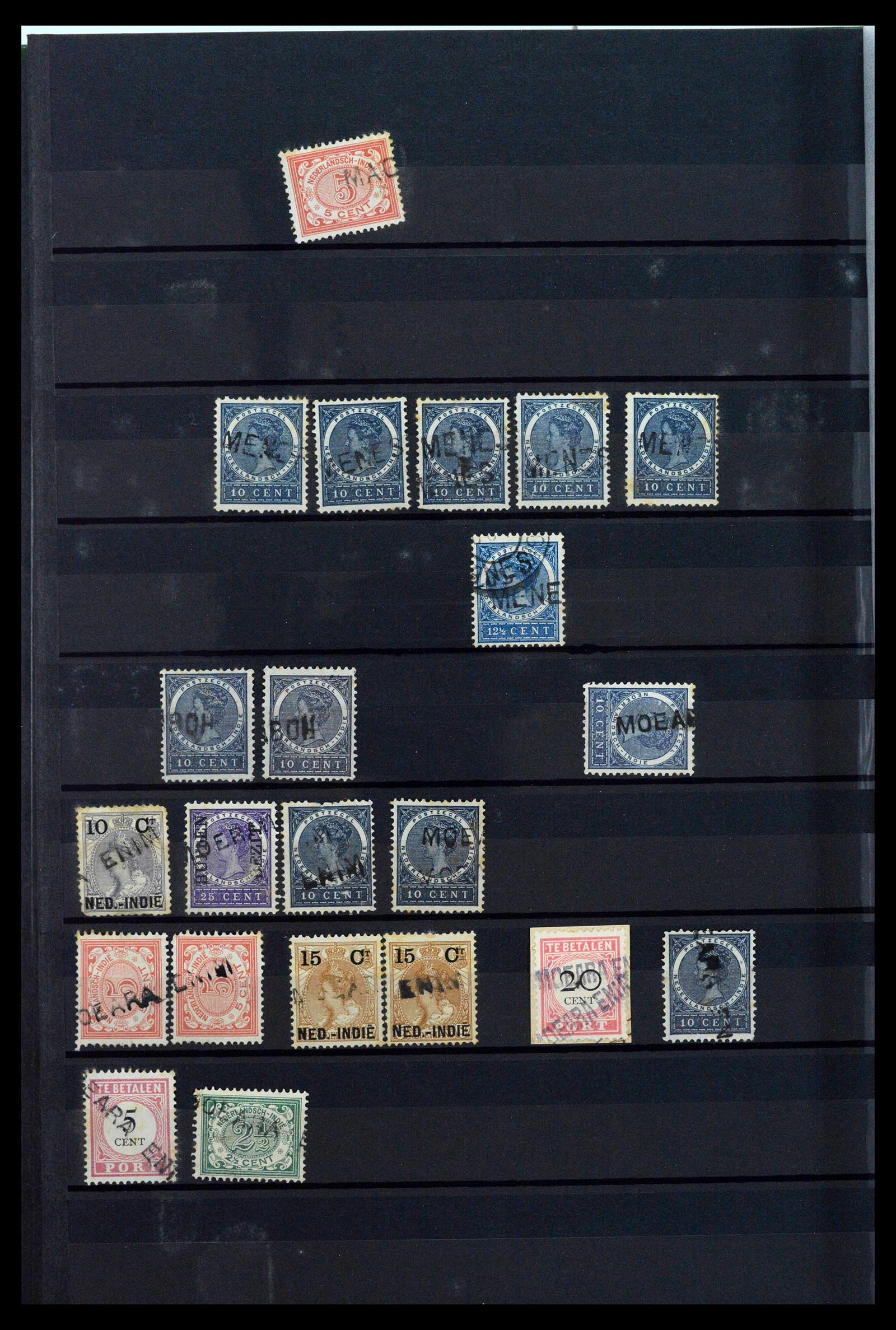 38784 0100 - Postzegelverzameling 38784 Nederlands Indië langstempels.