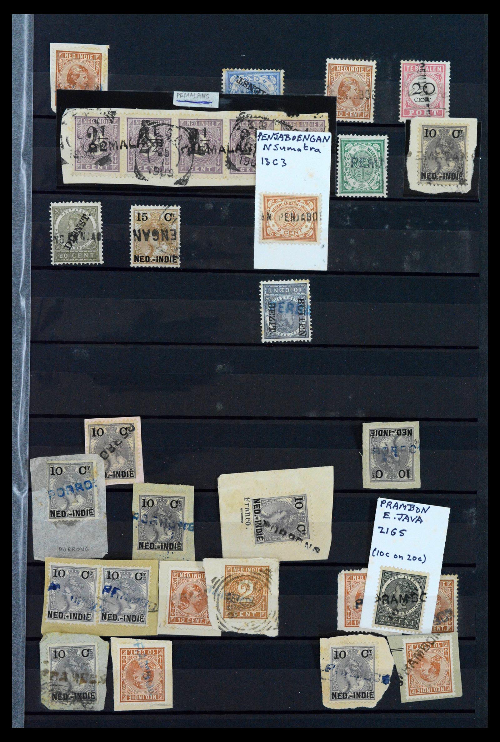 38784 0103 - Postzegelverzameling 38784 Nederlands Indië langstempels.