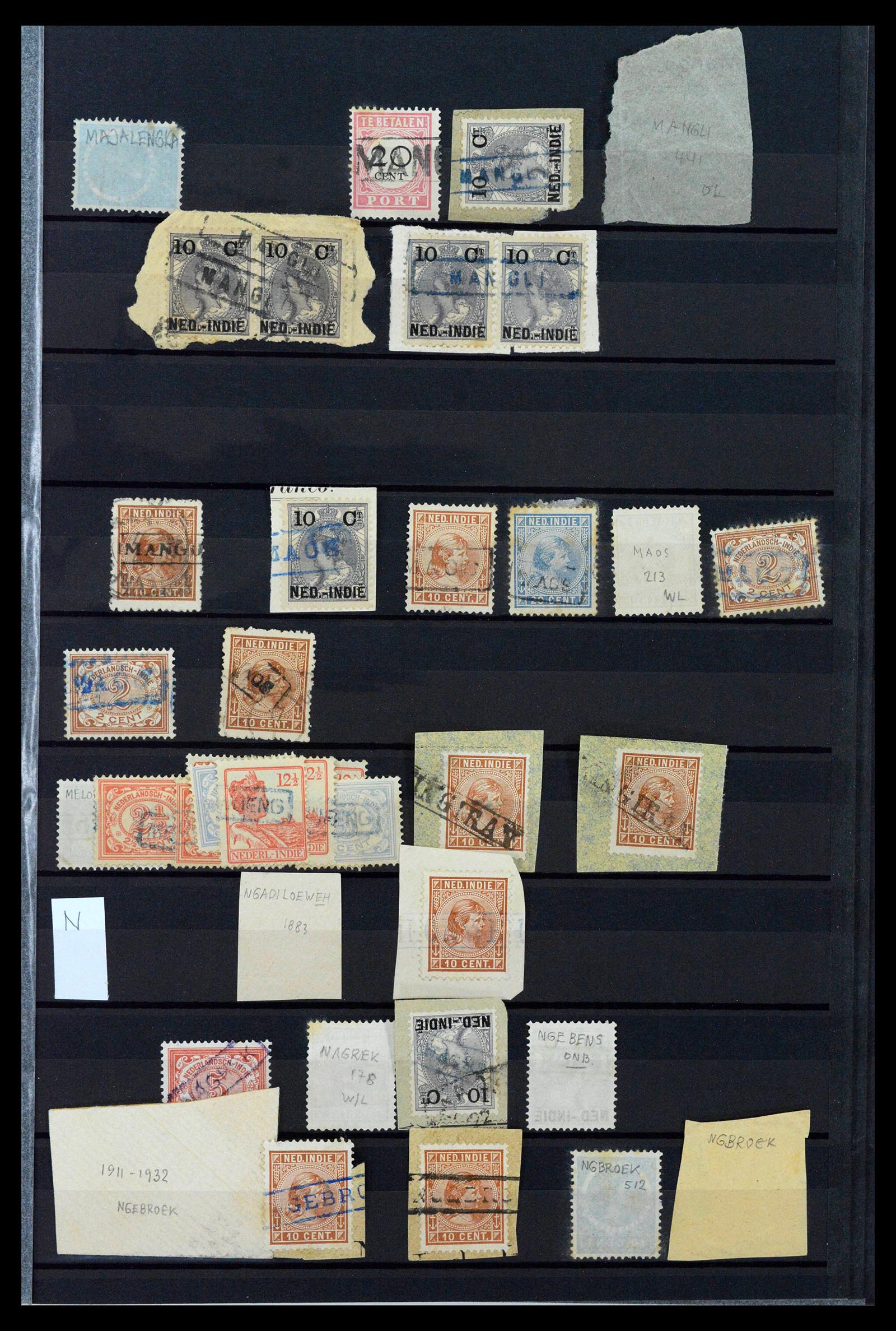 38784 0115 - Postzegelverzameling 38784 Nederlands Indië langstempels.