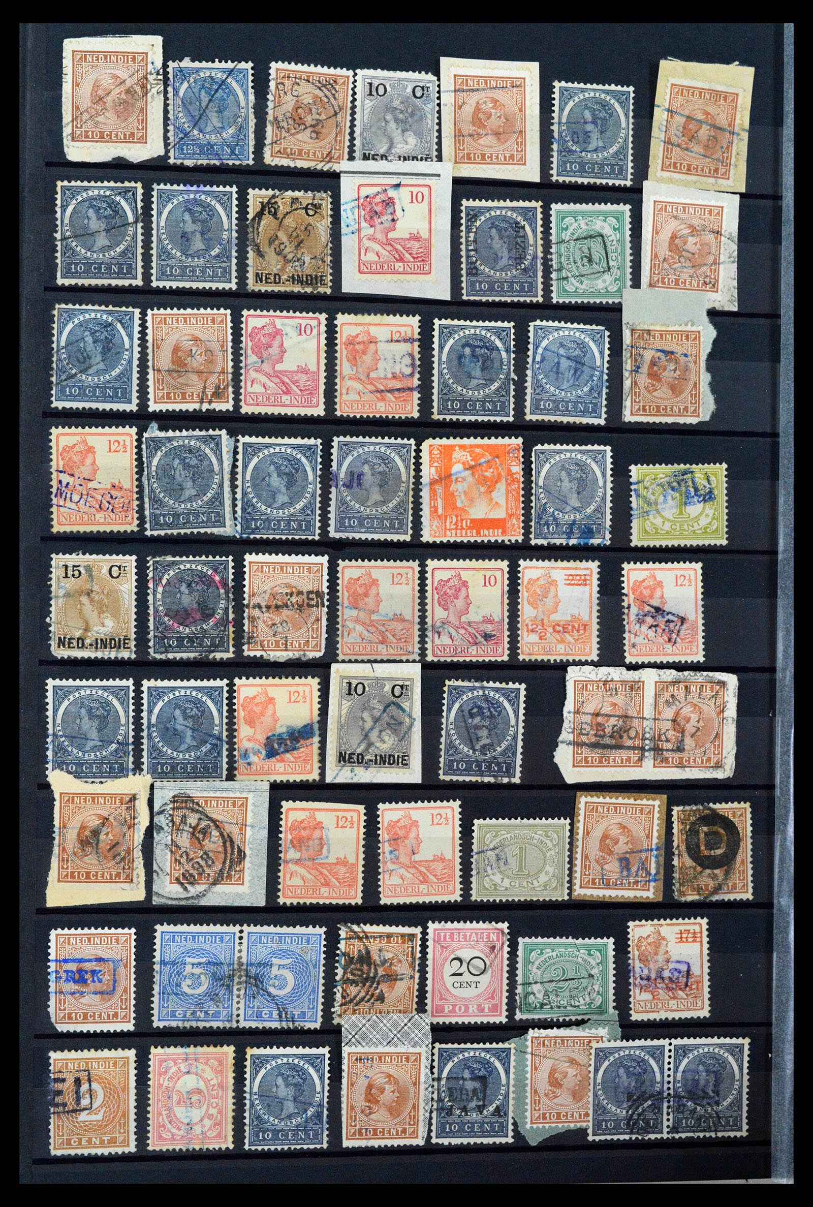 38784 0139 - Postzegelverzameling 38784 Nederlands Indië langstempels.