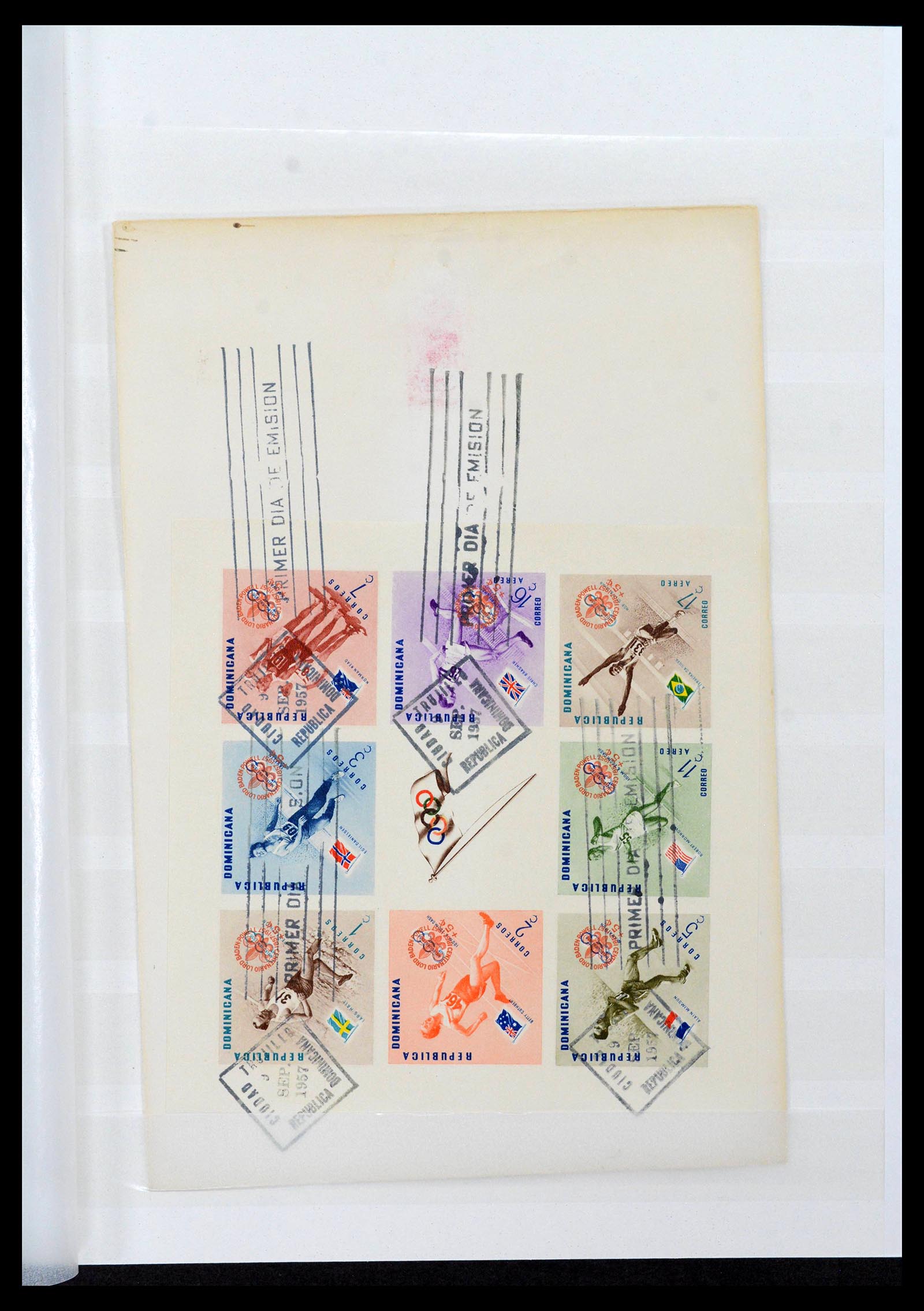 38806 0070 - Postzegelverzameling 38806 Motief scouting 1925-2007.