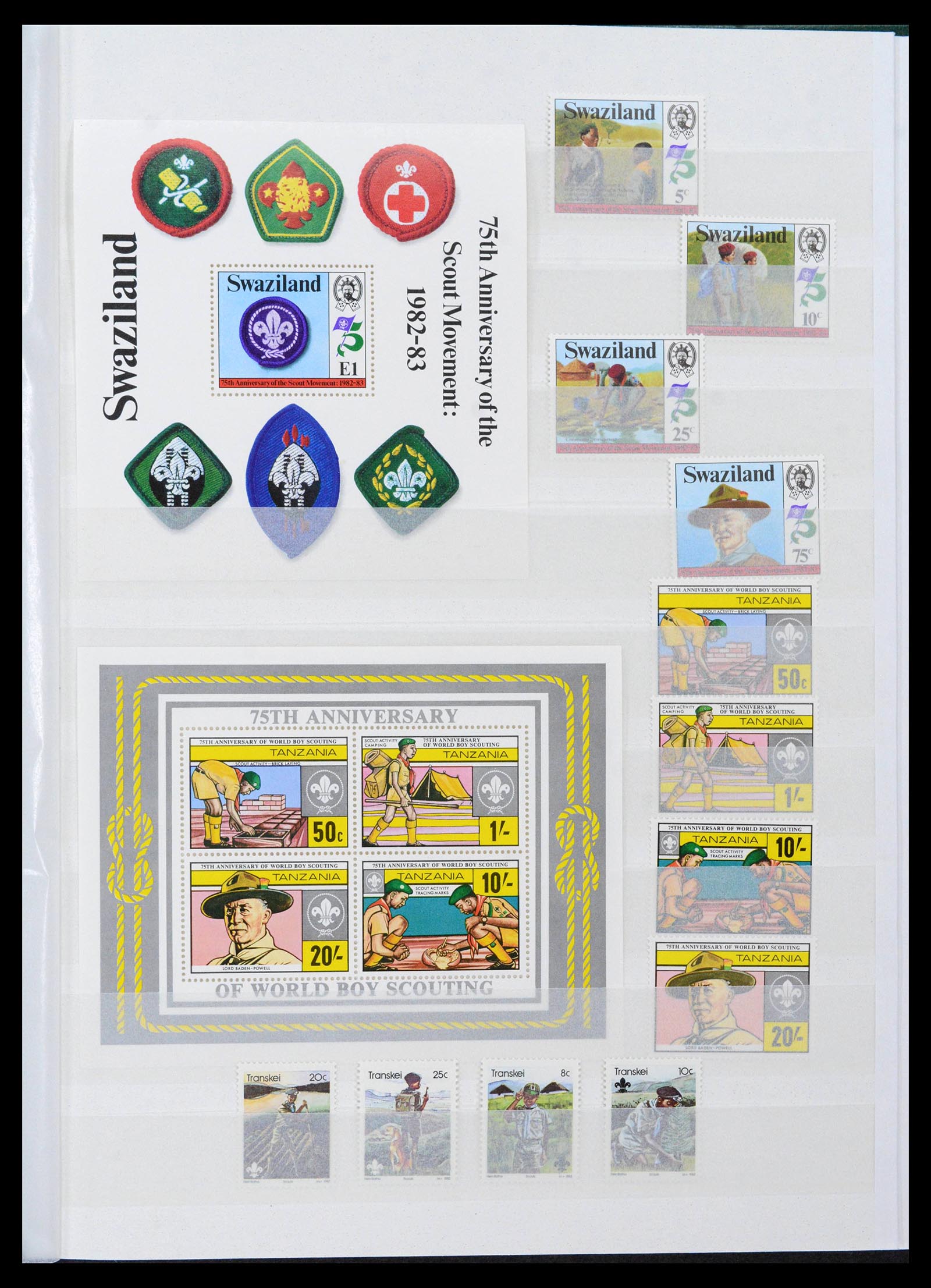 38806 0083 - Postzegelverzameling 38806 Motief scouting 1925-2007.