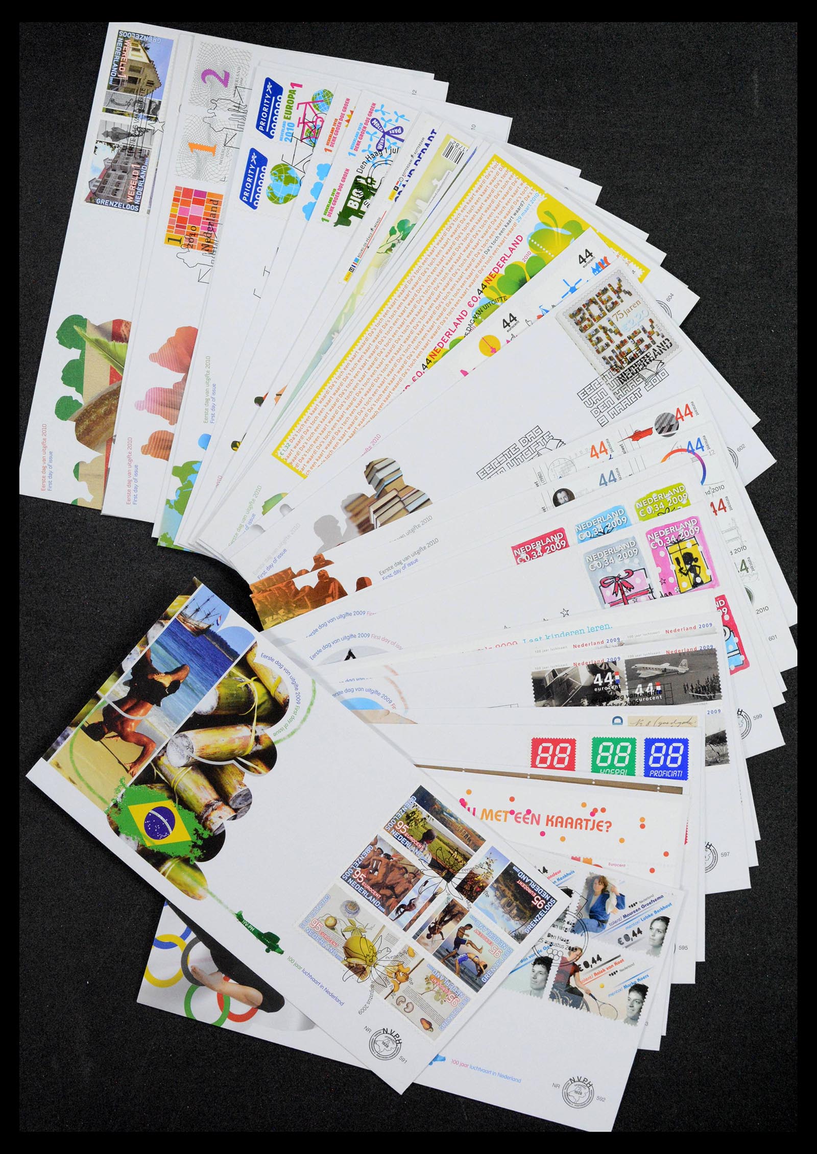 39048 0009 - Stamp collection 39048 Netherlands first day covers 2001-2014.