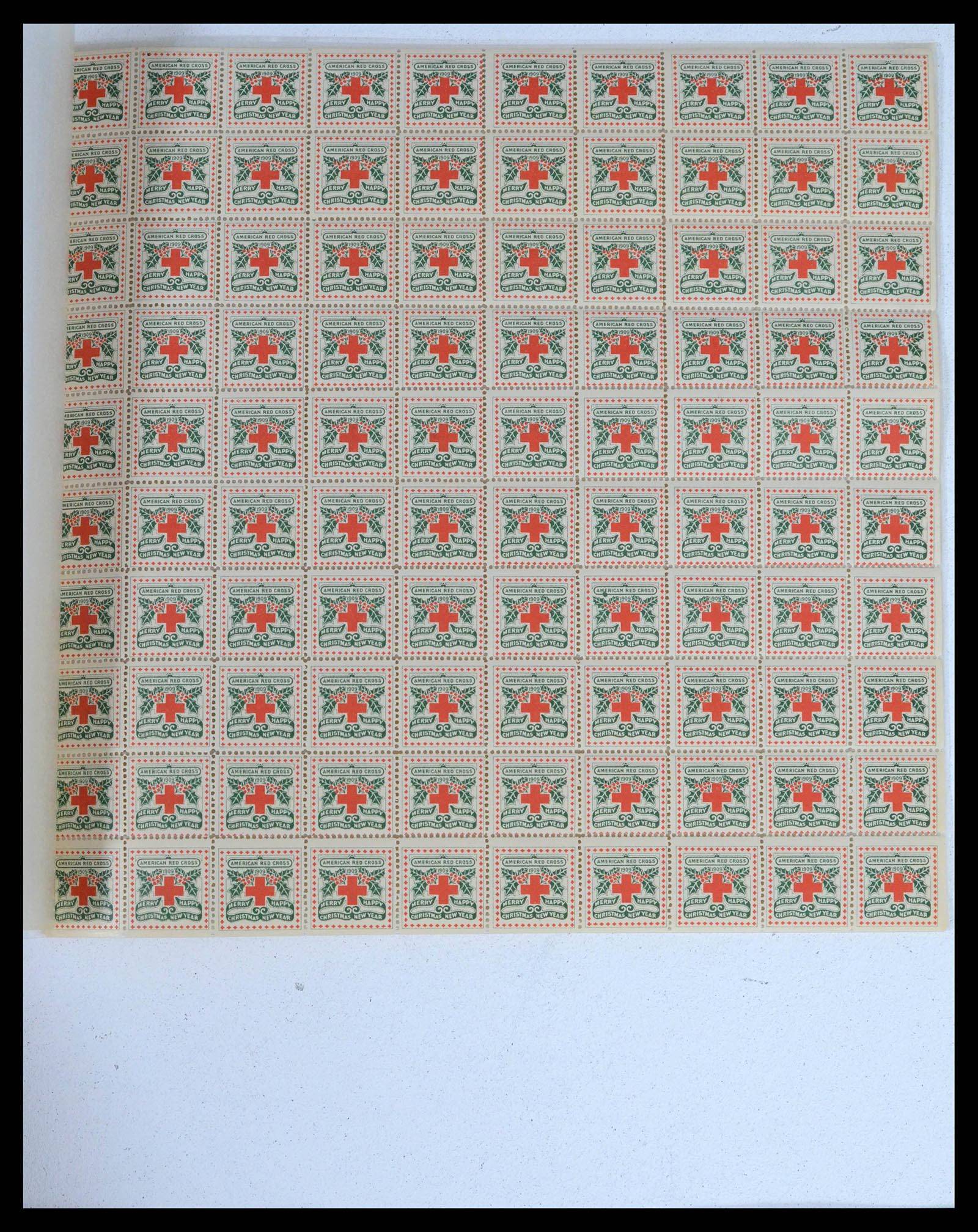 39650 0001 - Postzegelverzameling 39650 USA en Canada Christmas Seals 1907-1972.