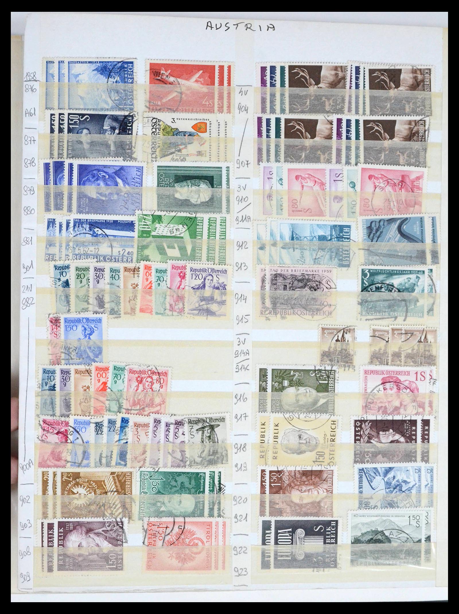 39868 0014 - Stamp collection 39868 Austria 1850-2010.