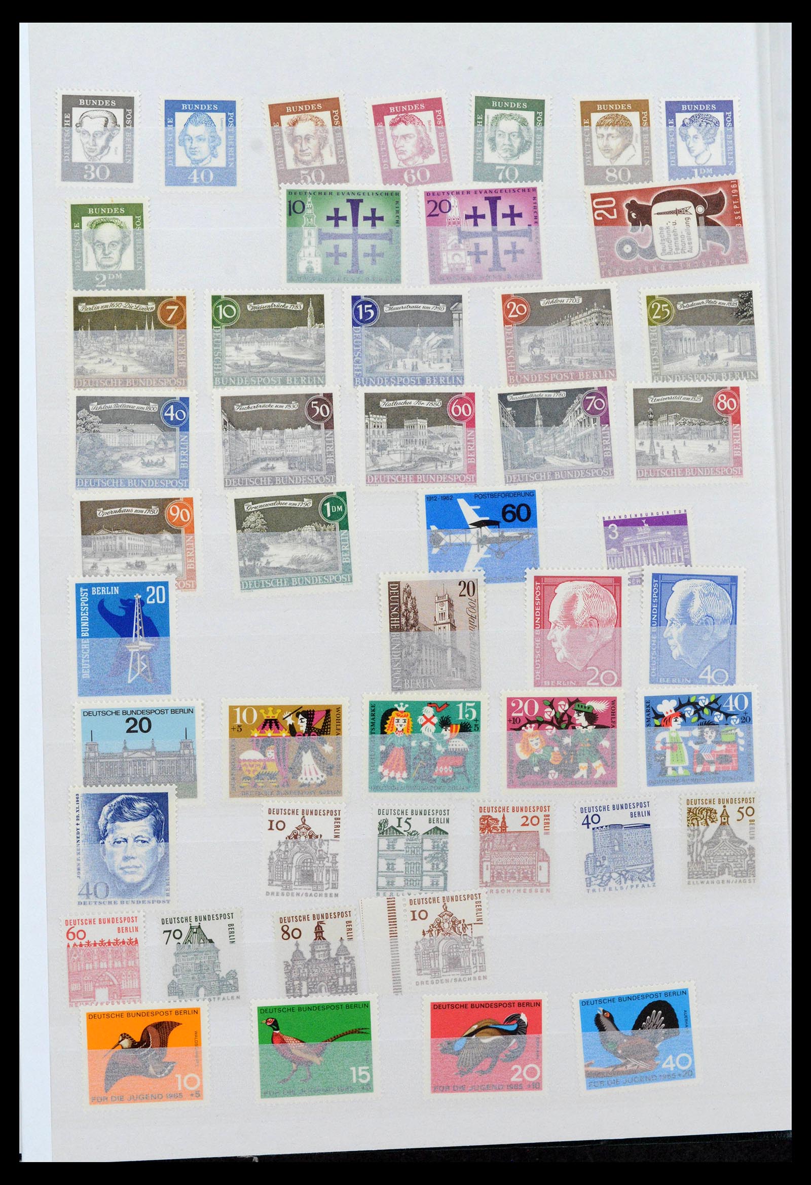 39893 0006 - Stamp collection 39893 Berlin 1948-1990.