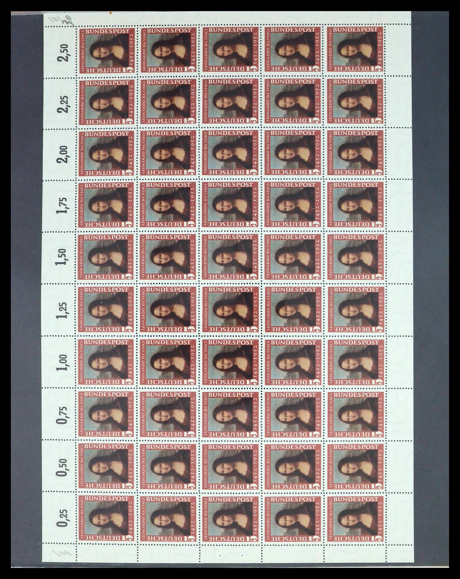 39977 0011 - Stamp collection 39977 Thematic collection Mona Lisa 1952.