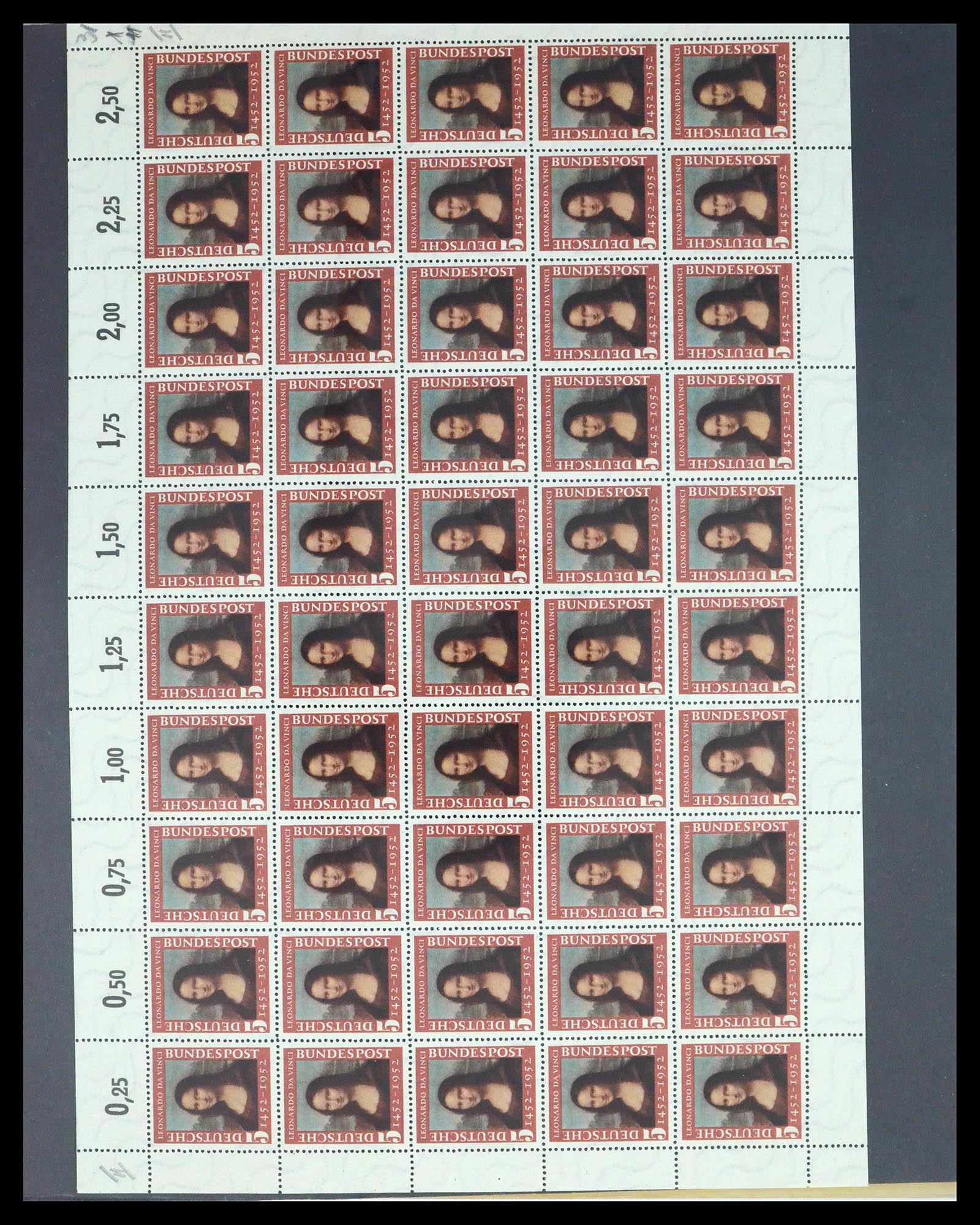 39977 0014 - Stamp collection 39977 Thematic collection Mona Lisa 1952.