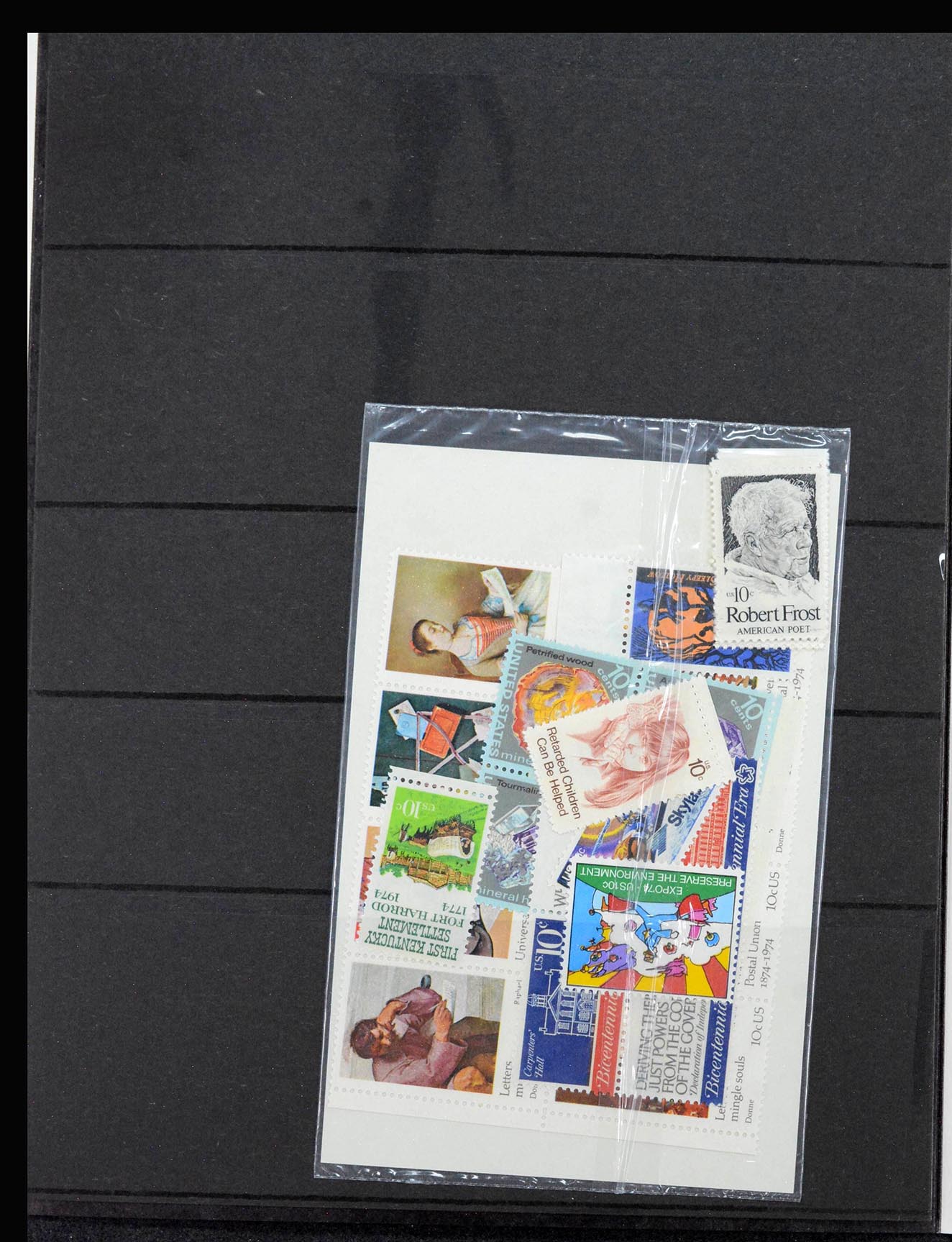 39998 0007 - Stamp collection 39998 USA yearsets 1968-1983.