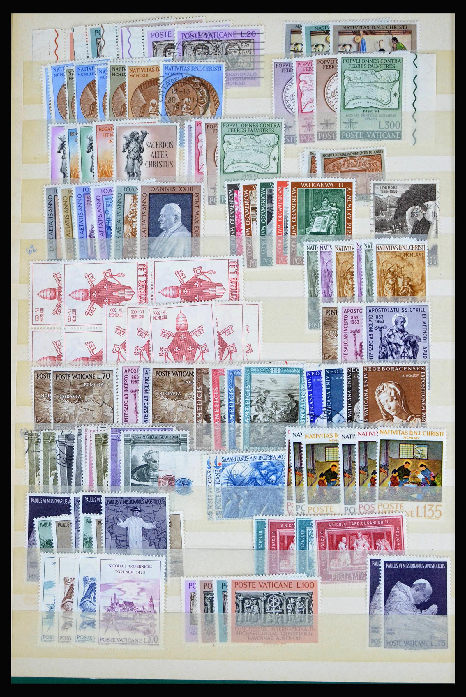 40242 0006 - Stamp collection 40242 Vatican/San Marino 1877-2000.